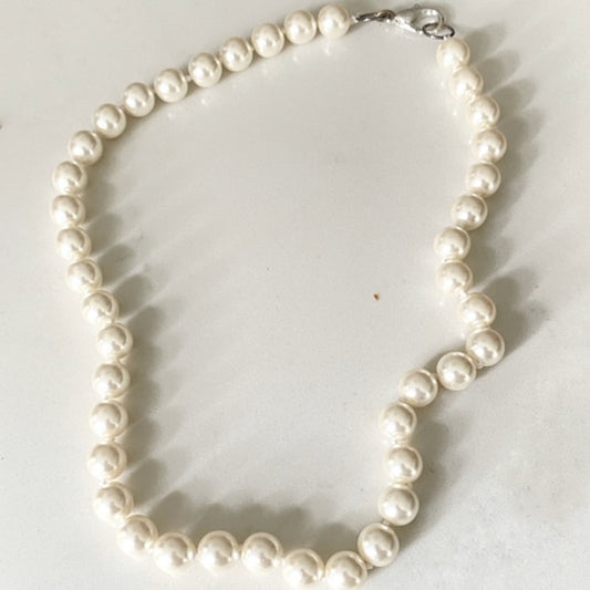 Ivory Glass Pearl Knotted Necklace