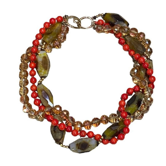 Chunky Triple strand brown agate red lacquer faceted crystal bead hand-knotted 17-1/2-inch choker necklace with gold tone easy slip-together clasp top view