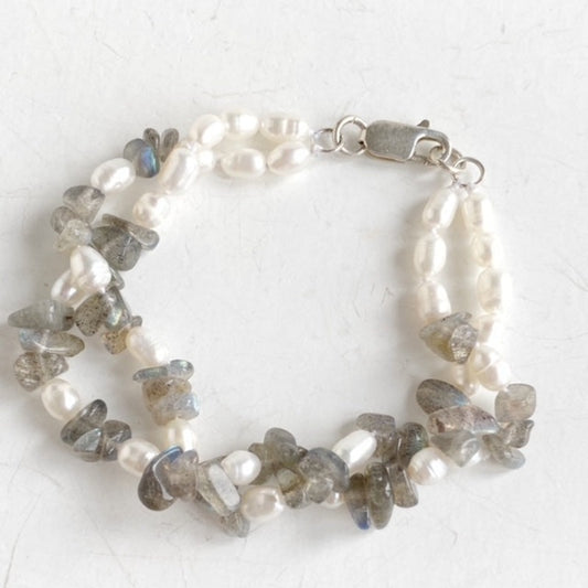 Another view top down of double strand white pearl gray labradorite chip 7-1/2-inch bracelet Silver lobster clasp