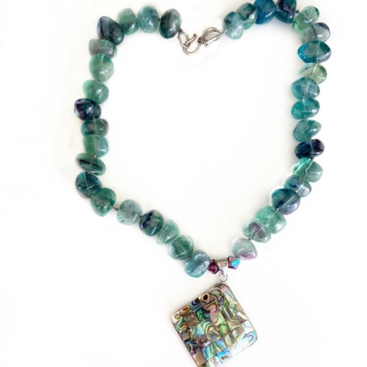 Chunky Green-purple fluorite nuggets hand-knotted 18-inch necklace with 2-inch dangling Mother-of-pearl pendant top view