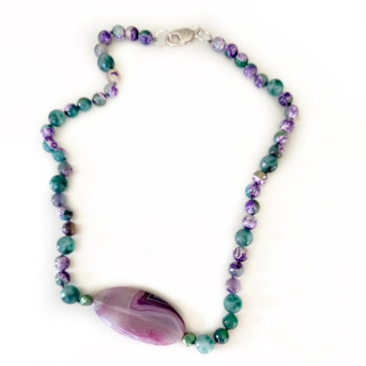 Hand-knotted 21 inch green Sardonyx and mottled purple/green agate bead necklace with large elongated horizontal lavender oval agate centre
