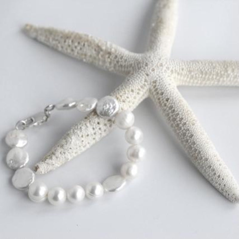 White Coin Pearl Bracelet on Starfish